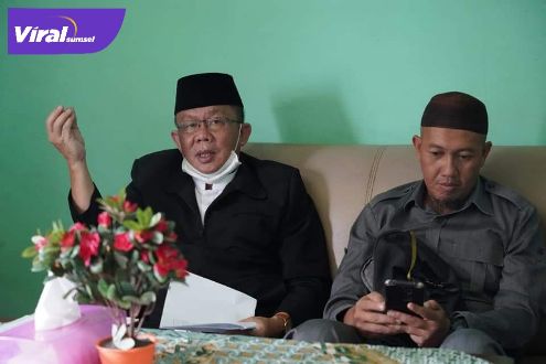 Ketua Komisi IV H. Marsidi saat berkunjung ke desa Cambai, kecamatan Namang, kabupaten Bangka Tengah, Kamis (7/4/2022). Foto : viralsumsel.com/ion