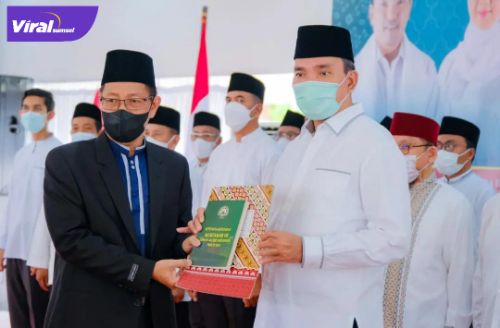 Plt Bupati Muba Beni Hernedi SIP dalam acara Pembukaan Safari Ramadhan di Pendopoan Griya Bumi Serasan Sekate, Kamis (7/4/2022). Foto : viralsumsel.com/dev