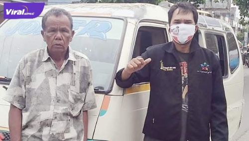 Hensyi Fitriansyah bertemu dengan koordinator angkot Lemabang di Palembang, Sabtu (9/4/2024). Foto : viralsumsel.com/ril