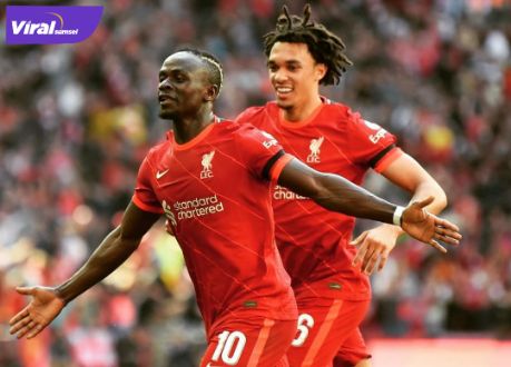 Winger Liverpool Sadio Mane selebrasi usai cetak gol ke gawang Manchester City. City unggul dengan skor tipis 3-2 pada laga semifinal di Stadion Wembley, London, Sabtu (16/4/2022) malam. Foto : ig city