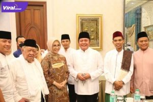 Gubernur Sumsel, H. Herman Deru hadiri safari Ramadhan di kediaman H. Halim, Sabtu, (23/4/2022) malam. Foto : viralsumsel.com/win