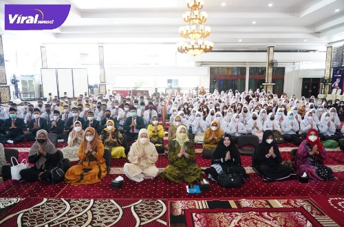Pengajian rutin TP PKK Sumsel yang digelar di di Griya Agung, Selasa (12/4/2022) pagi. Foto : viralsumsel.com/win