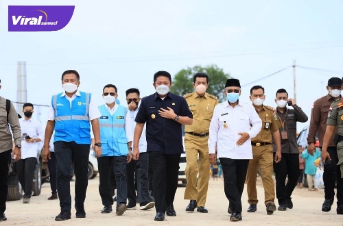 Gubernur Sumsel H. Herman Deru, Selasa (19/4/2022) siang resmikan Sistem interkoneksi Sumatera-Bangka ini menjadi sistem kelistrikan dengan kabel laut terpanjang di Indonesia. Foto : viralsumsel.com/win