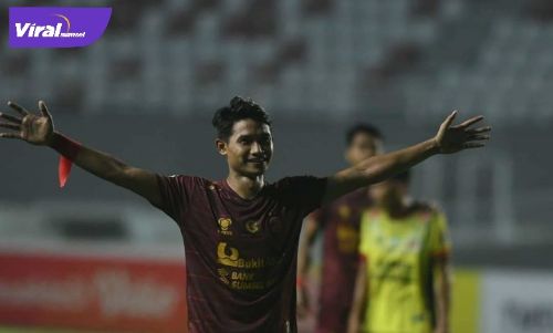 Obet Choiri saat memperkuat Sriwijaya FC. Foto : ist