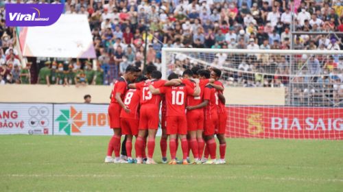 Starting eleven Tim U-23 Indonesia sebelum ditundukkan Thailand 0-1 di Stadion Thien Truong, Hanoi, Kamis (19/5/2022) sore. Foto : pssi