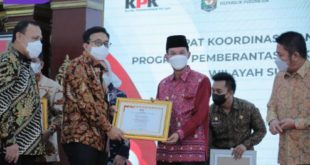 Walikota Palembang Harnojoyo dalam rapat koordinasi program pemberantasan korupsi terintegrasi 2022 bersama KPK RI di Griya Agung Palembang, Kamis 19 Mei 2022. Foto : viralsumsel.com/nto