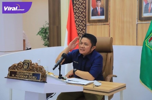 Gubernur Sumsel H Herman Deru menjadi sebagai Narasumber pada acara Sarasehan HUT ke-15 Kabupaten Empat Lawang di Command Center Kantor Gubernur Sumsel, Rabu (11/5/2022). Foto : viralsumsel.com/win