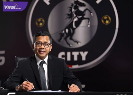 Jafri Sastra pelatih baru FC Bekasi City. Foto : ig