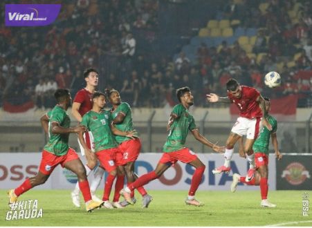 Pertandingan uji coba Timnas Indonesia melawan Bangladesh, Rabu (1/6/2022) malam WIB. Foto : pssi