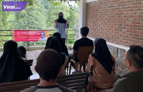 Anggota DPD RI Dapil Sumsel, Amaliah Sobli S.KG, M.B.A melakukan Sosialisasikan Empat Pilar Berbangsa dan Bernegara di Kota Pagaralam. Foto : ist
