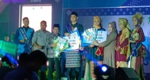 Toghsya Dhaneswara Patya dan Yunianti terpilih menjadi Bujang dan Gadis PALI tahun 2022 di Gedung Pesos, kecamatan Talang Ubi, kabupaten PALI, Sabtu (18/6/2022) malam. Foto : viralsumsel.com/eko