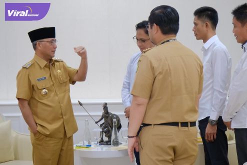 Pj Bupati Muba H Apriyadi menerima audiensi jajaran Direksi PT. Petro Muba di Ruang Audiensi Bupati Muba, Selasa (28/6/2022). Foto : viralsumsel.com/dev
