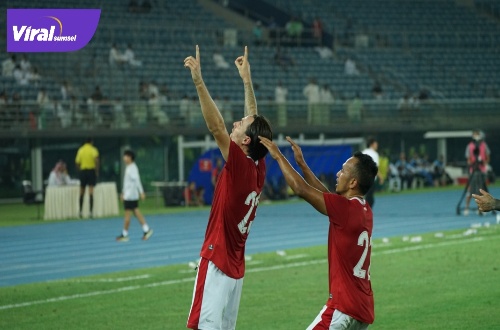Mark Klock playmaker Timnas Indonesia selebrasi usai cetak gol ke gawang Kuwait Stadion Internasional Jaber Al Ahmad, Kemarin (8/6/2022) malam. Foto : pssi
