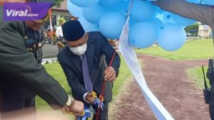 Bupati OKI, H Iskandar SE mengapresiasi semua terobosan yang dibuat Polres OKI isela-sela puncak peringatan HUT Bhayangkara ke-76, Selasa (5/7/2022). Foto : viralsumsel.com/fir