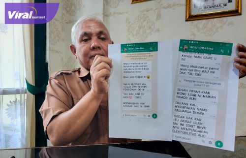 Sekretaris Dinas Pendidikan OKI, Abdullah Arfai beri keterangan kepada awak media, Kemarin (25/7/2022). Foto : viralsumsel.com/fir