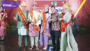 Walikota Prabumulih Ridho Yahya saat hadiri Grand Final Pemilihan Bujang Gadis Prabumulih (BGP) Tahun 2022, di Hall Siang Malam, Kota Prabumulih, Selasa (26/07/2022). Foto : viralsumsel.com/mal