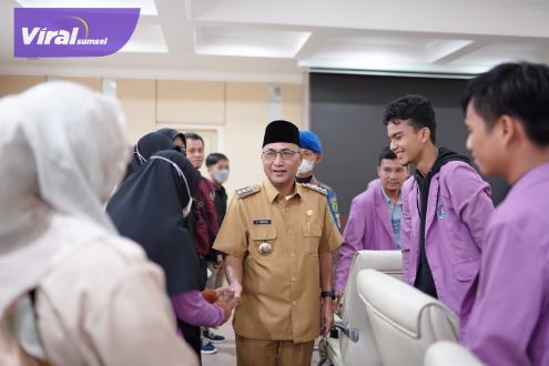 Pj Bupati H Apriyadi terima kedatangan para mahasiswa bersama civitas akademi Politeknik Sekayu di Ruang Rapat Serasan Sekate, Senin (1/8/2022). Foto : viralsumsel.com/dev