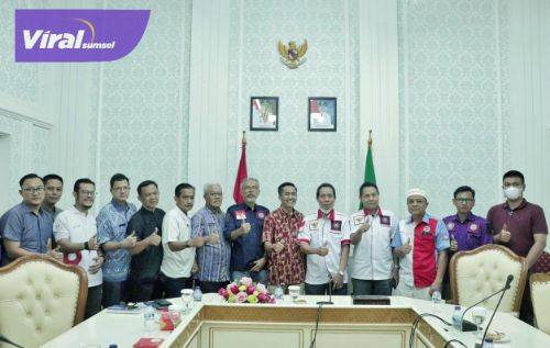 Sekda Kota Palembang, Ratu Dewa menerima kunjungan Pengurus FSPTSI Sumsel di Ruang Rapat Setda, Jumat 5 Agustus 2022. Foto : viralsumsel.com/nto