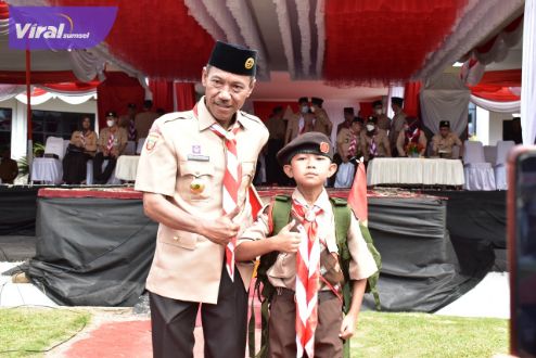 Wakil Bupati OKI, H.M. Dja'far Shodiq usai pimpin upacara Hari Pramuka ke-61 di Lapangan Kantor Bupati OKI, Senin, (15/8/2022). Foto : viralsumsel.com/fir