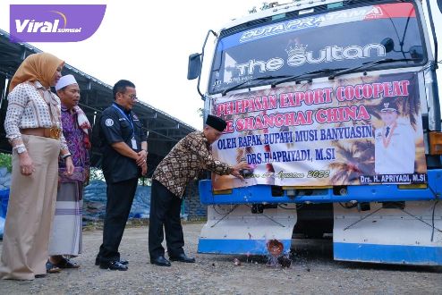 Pj Bupati Muba Drs Apriyadi MSi melaksanakan Kunjungan Lapangan (Field Visit) ke PT. Mahligai Indococo Fiber (MIF) di Lampung Selatan, Sabtu (27/8/2022). Foto : viralsumsel.com/dev