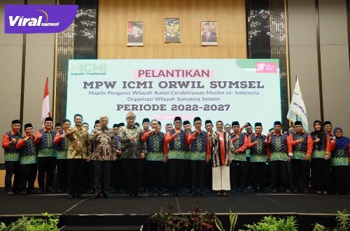 Wakil Gubernur Sumsel H. Mawardi Yahya saat menghadiri Pelantikan MPW ICMI Orwil Sumsel periode 2022-2027 di Hotel Santika Premier, Minggu (28/8/2022) sore. Foto : viralsumsel.com/win