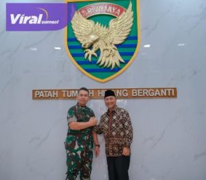 Pj Bupati Apriyadi saat menemui Pangdam II/Sriwijaya Mayjen TNI Hilman Hadi SIP MBA MHan di Markas Kodam II/Sriwijaya, Jumat (9/9/2022). Foto : viralsumsel.com/dev
