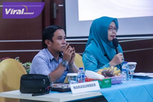Pj Ketua TP PKK Kabupaten Muba Hj Asna Aini Apriyadi saat membuka langsung kegiatan pelatihan administrasi sekretariat dan pelatihan Pokja I sampai IV di Auditorium Pemkab Muba, Senin (12/9/2022). Foto : viralsumsel.com/dev