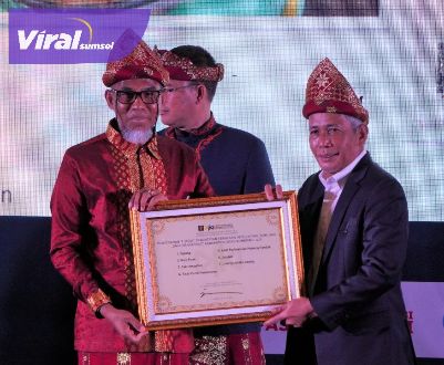 Bupati OKI H. Iskandar, SE pada acara penutupan Klinik Kekayaan Intelektual Bergerak atau Mobile Intellectual Property Clinic (MIC) Sumsel di Hotel Novotel Palembang, Jum'at (23/9/2022) . Foto : viralsumsel.com/fir