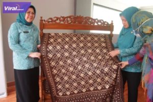 Pj TP PKK Muba Hj Asna Aini Apriyadi menyambut Kunjungan Wakil Ketua I TP PKK Sumsel Hj Fauziah MD ke Kabupaten Muba, Kamis (22/9/2022). Foto : viralsumsel.com/dev