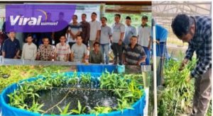 Tim Pelatihan Bioflokua Budidaya Gurame dan Lele Sistem Tim FP Unsri di Sakatiga Indralaya Ogan Ilir berfoto bersama dengan peserta kegiatan dan pemeliharaan Bioflokua. (20/9/2022). Foto : viralsumsel.com/ril