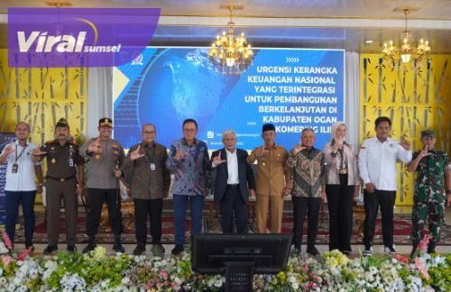 BKSAP DPR RI saat kegiatan Sosialisasi Diplomasi Parlemen bertema "Urgensi SDGs dan Momentum Parliamentary Speakers Summit P20 Indonesia 2022di Kabupaten Ogan Komering Ilir, Senin 26 September 2022. Foto : viralsumsel.com/dev