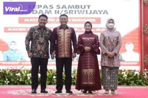 Gubernur Sumsel H Herman Deru menyampaikan pada acara Pisah Sambut Pangdam II/ Sriwijaya dari Mayjen TNI Agus Suhardi Kepada pengganyinya Mayjen TNI Hilman Hadi yang berlangsung di Griya Agung Palembang, Minggu (4/9/2022). Foto : viralsumsel.com/win