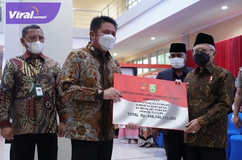 Wakil Presiden Wapres RI KH. Ma’ruf Amin meninjau MPP Dinas Penanaman Modal dan Pelayanan Terpadu Satu Pintu (DPMPTSP) Palembang, Selasa (7/9/2022) siang. Foto : viralsumsel.com/win  