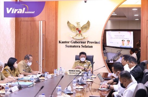 Gubernur Sumsel H Herman Deru saat menerima Satuan Tugas PEN Mabes di ruang rapat Kantor Gubernur, Senin (12/9/2022). Foto : viralsumsel.com/win