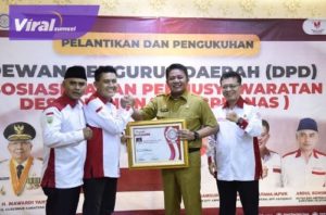 Gubernur Sumsel H Herman Deru saat menghadiri Pelantikan dan Pengukuhan DPD ABPEDNAS Prov Sumsel Periode 2022-2027 di Hotel Swarna Dwipa, Senin (19/9/2022). Foto : viralsumsel.com/win