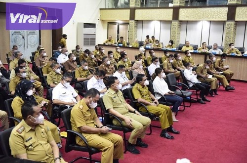 Suasana Rapat Koordinasi Pembangunan Infrastruktur di Provinsi Sumsel Tahun Anggaran 2022 bertempat di Bina Praja Auditorium Pemprov Sumsel, Senin (19/9/2022). Foto : viralsumsel.com/win