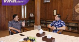 Ketua Umum Dewan Pimpinan Pusat (DPP) Partai Demokrat Agus Harimurti Yudhoyono (AHY) saat berkunjung ke kediaman Anies Baswedan, Selasa (25/10/2022) sore. Foto : ig ahy