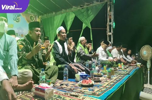 Suasana Acara Maulid Nabi Muhammad dan Hari Santri Nasional di Air Kumbang Kabupaten Banyuasin. Foto Viralsumsel/Nto