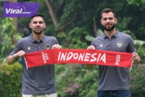 Dua calon pemain tim nasional Indonesia, Jordi Amat Maas dan Sandy Walsh. Foto : pssi