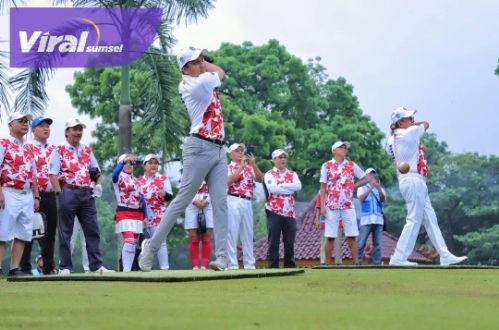 Bupati Ogan Ilir Panca Wijaya Akbar, S. H, buka PGC Golf Turnamen Piala Bupati Ogan Ilir. Minggu, (28/08/2022) Bertempat di Lapangan Kenten Golf Course. Foto : viralsumsel.com/jun