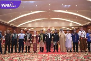 Momen Foto Bersama Usai Pembukaan Rakernas JKPI Ke-IX Di hotel Aryaduta Palembang. Foto: Viralsumsel/Nto