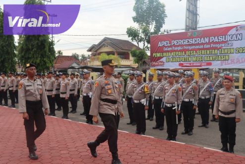 Polres Musi Banyuasin melakukan Apel Gelar Pasukan Pengamanan Pilkades Serentak Tahun 2022 di Kabupaten Muba, di Halaman Mapolres Muba, Jumat (14/10/2022). Foto : viralsumsel.com/dev