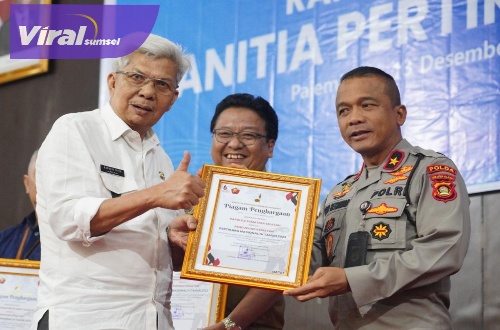 Wakil Gubernur Sumsel, Mawardi Yahya pada pembubaran kepanitiaan  Pertikaras IV betempat di  Ballroom Hotel Swarna Dwipa Palembang, Selasa (13/12/2022). Foto : viralsumsel.com/dev