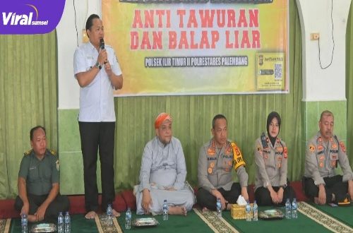 Camat Ilir Timur Dua Septa Marus Eka Putra SH MH Saat Sambutan Didepan Kapolresta Palembang Kombes Pol Ngajib Dan Tokoh Masyarakat Alami Ulama Setempat. Foto : Viralsumsel