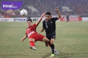 Pertandingan Timnas Indonesia vs Vietnam di ajang Piala AFF di Stadion My Dinh, Senin (9/1/2023) malam. Foto : pssi