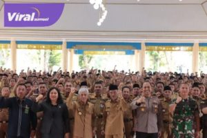 Bupati Kabupaten OKI, Iskandar SE minta kepada Kades untuk tidak ragu menggunakan dana desa. Foto : viralsumsel.com/fir