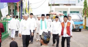 Rombongan Pemerintah Kota Palembang Saat Mengahadiri Dzikir Dan Haul Akbar Kiai Marogan. Foto : Viralsumsel