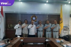 Direktur PT Jasa Raharja Cabang Sumsel Beserta Rombongan Beraudiensi Ke Universitas Sriwijaya. Foto : Viralsumsel