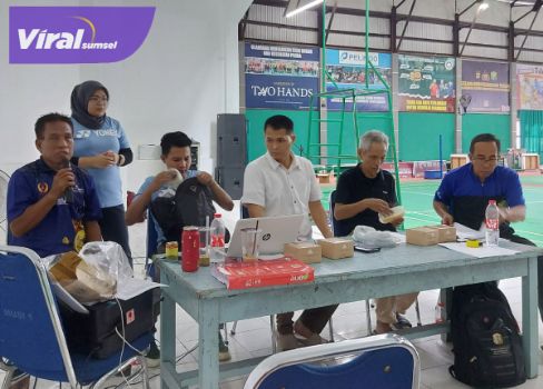 Panitia teknikal meeting eksekutif badminton PBSI Sumsel, Rabu (8/3/2023). Foto : viralsumsel.com/win