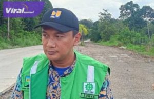 PPK 3.3 Balai Besar Pelaksana Jalan Nasional (BBPJN) V Wilayah Sumsel, Surya Perdana bicara progress Perbaikan ruas Jalan Lingkar Timur Kota Prabumulih. Foto : viralsumsel.com/mal